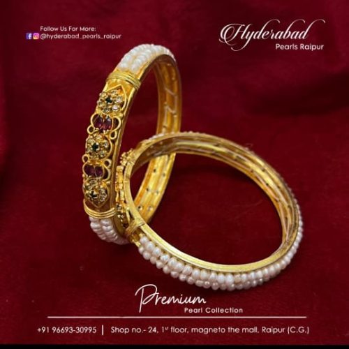 Pearl Radiance Gold Bangles