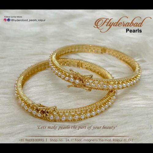 Golden Pearl Elegance Bangles