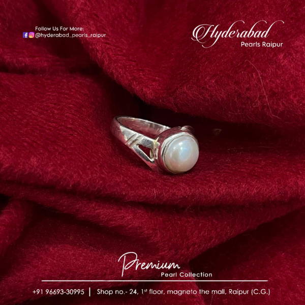 Radiant Pearl Gold Ring