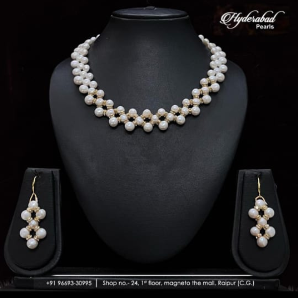 Elegant Pearl Jewelry Set